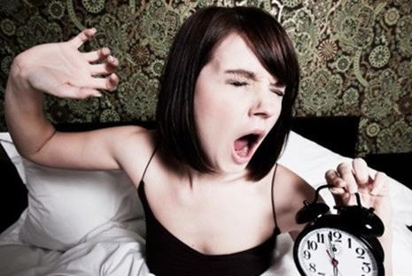 經(jīng)常失眠入睡困難怎么辦?快速入眠的方法有哪些