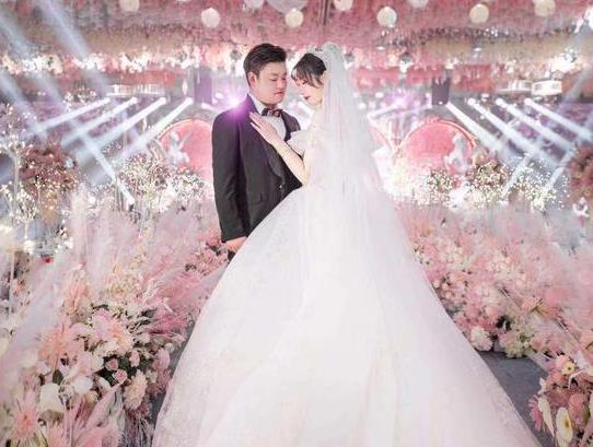 遠嫁婚禮先辦女方還是男方?女方辦出閣宴需要婚慶嗎