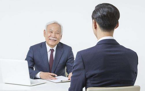 面試 三方面著手巧妙回答主考官最后問題