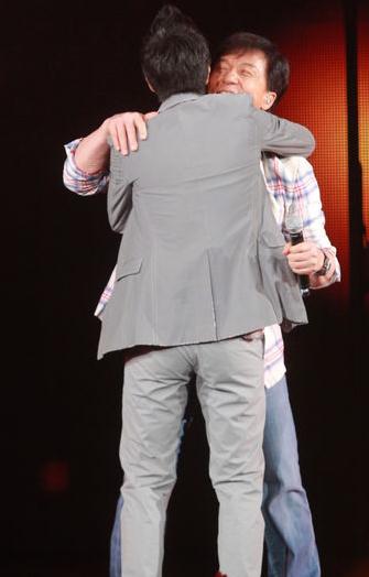 �����꼤�ǳ������������ݳ������ǳ������ݡ�ͬ־�T��