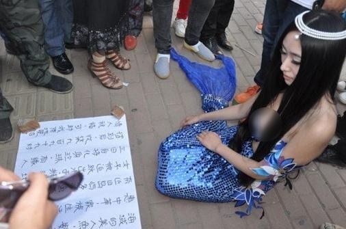 ���ݽ��^�F�{ɫ�����~���ԷQ������~�u�M�D