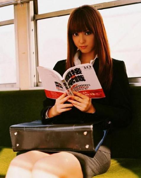 �ձ�Ů������ľϣ�ٱ��غ����G�գ������ع������ˈ��(f��)�����������ǰ99����Ů