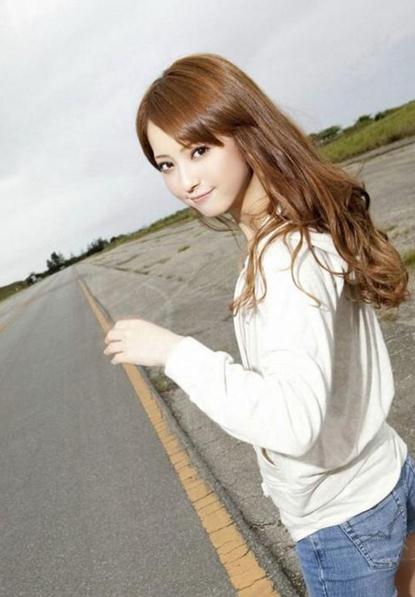 �ձ�Ů������ľϣ�ٱ��غ����G�գ������ع������ˈ��(f��)�����������ǰ99����Ů