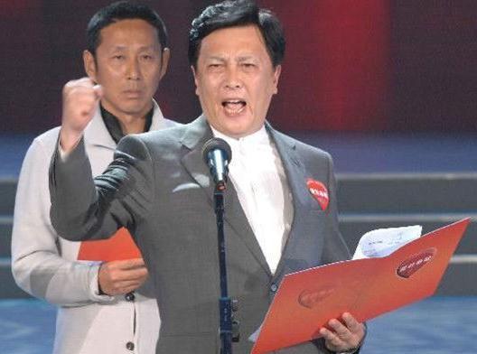 陳道明冷眼怒視唐國強照片被網友惡搞神圖一夜走紅