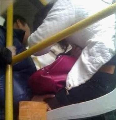 ����܇��Ư�����ӵĴ����Ͼ�Ȼ���F��һֻ���˵����i��(�D)