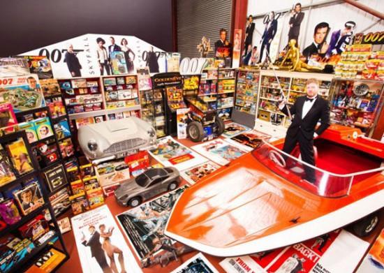 英國男子本內特收藏了多達12463件占士邦紀念品,收藏量為全球最多。