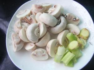 產(chǎn)婦能吃口蘑嗎?適合產(chǎn)婦吃口蘑的食譜