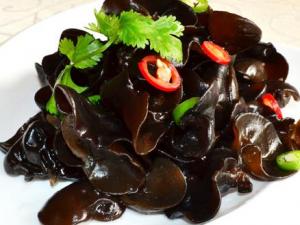 坐月子可以吃木耳嗎?產婦坐月子能不能吃木耳