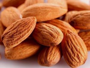 哺乳期能吃杏仁嗎?哺乳期吃杏仁的做法