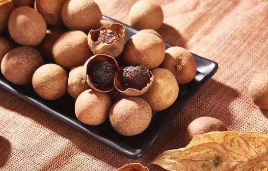 備孕期間不宜吃哪些吃哪些食物 備孕媽媽補好牙再懷孕