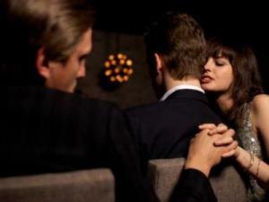 如何判斷女人出軌？出軌女人的5大蛛絲馬跡