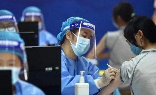 老人能打加新冠強針嗎 新冠疫苗加強針不打行不行