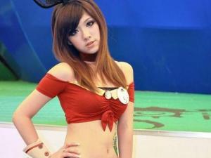 此美女有亮點!內(nèi)涵圖看出來的都是淫才!!!