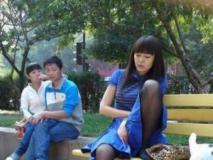 這三人構成了一幅奇妙的風景,誰看懂了?