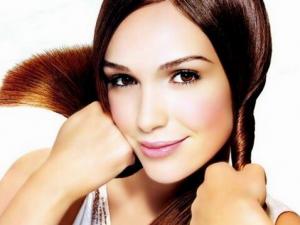 桑葉洗頭能治脫發(fā)嗎?桑葉洗頭的注意事項(xiàng)