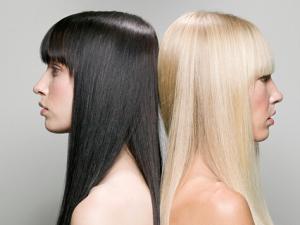 頭發(fā)油的原因-如何治療頭發(fā)出油?