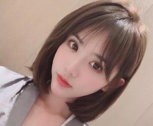 鎖骨發(fā)剪完是不是要做柔順?頭發(fā)少剪鎖骨發(fā)好看嗎