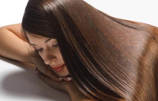 蓖麻油迷迭香一個月能用幾次?蓖麻油加迷迭香精油真的可以長頭發嗎