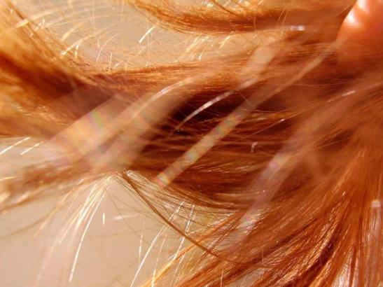 有必要買負(fù)離子吹風(fēng)機(jī)嗎?用干發(fā)帽好還是吹風(fēng)機(jī)好