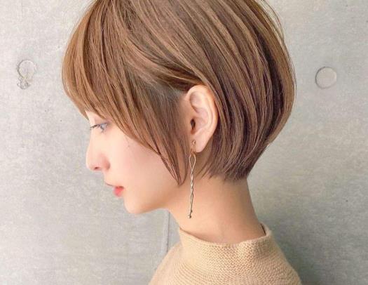 女生剪狼尾要剃鬢角嗎?女生剪狼尾好看嗎