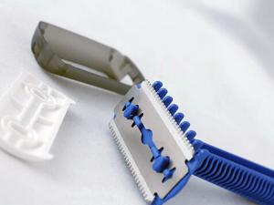 剃須刀片多久換一次?如何用剃須刀片刮胡子