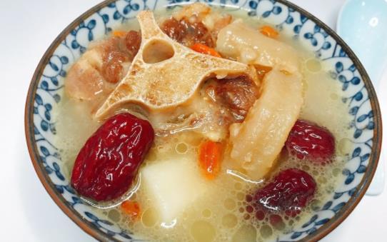 男性出現腰痛的情況該怎么辦 男性腰痛可能得什么病