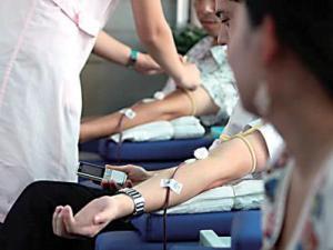 月經(jīng)期能獻血嗎?月經(jīng)期獻血的危害