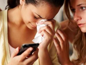 女性適當哭泣更健康:眼淚是身心排毒的良藥