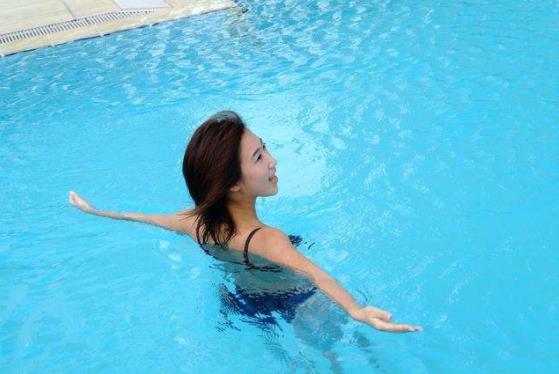 女性經(jīng)期前后可以游泳嗎?女性經(jīng)期幾天后可以游泳