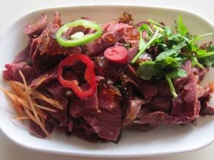 豬肺的營(yíng)養(yǎng)價(jià)值-川貝雪梨燉豬肺的做法