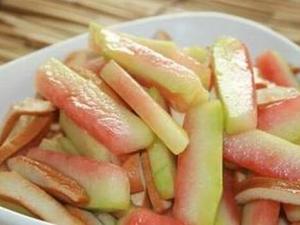 西瓜皮也可以吃?西瓜皮的做法大全
