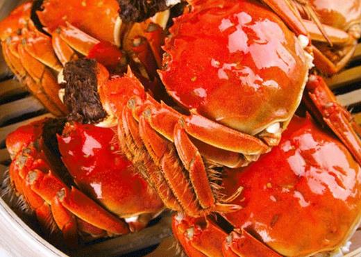 清蒸螃蟹的做法-清蒸螃蟹時(shí)可以加些紫蘇葉