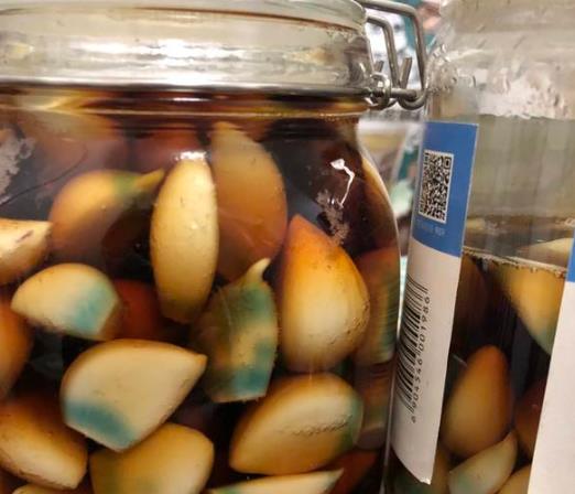 吃臘八蒜可以吃蝦嗎?吃臘八蒜可以喝可樂嗎