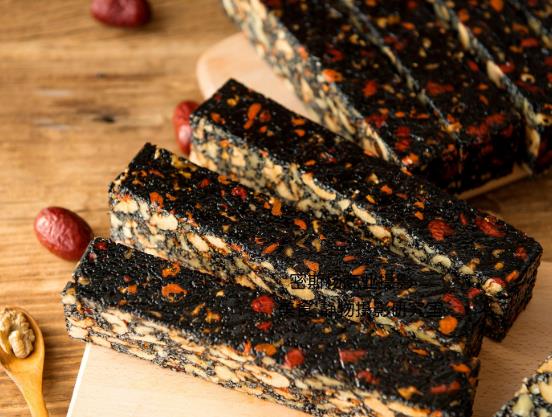 阿膠糕冷卻3個小時可以切嗎?阿膠糕做好后等吃的時候再切開可以嗎