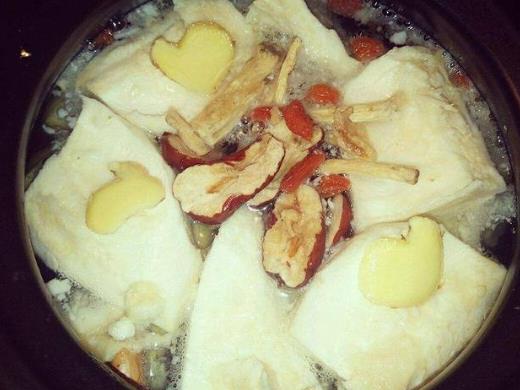 榴蓮殼煲湯要放生姜嗎?榴蓮殼煲湯的功效與作用