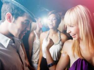 如何搞定男人?5大心理戰術教你成功攻陷男人