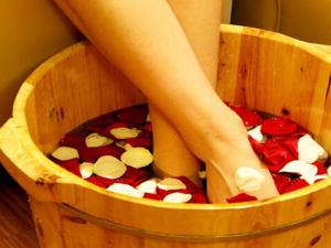 孕婦能泡腳嗎?懷孕后泡腳的最佳時間