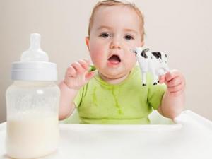 新生嬰兒吐奶怎么辦?新生兒吐奶原因