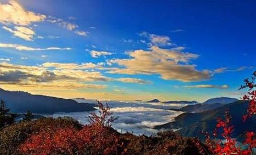 夾金山紅葉節(jié)是什么時(shí)候舉辦 夾金山紅葉節(jié)持續(xù)多長(zhǎng)時(shí)間