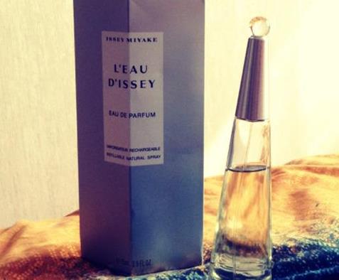 十大留香持久的香水排名,蘭蔻奇跡香水、CK ONE留香很久