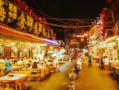 南寧四大美食街排名,中山路美食街、建政路小吃街不得錯(cuò)過