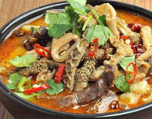 烏魯木齊十大名小吃排名,羊肉串、熏馬腸都是特色