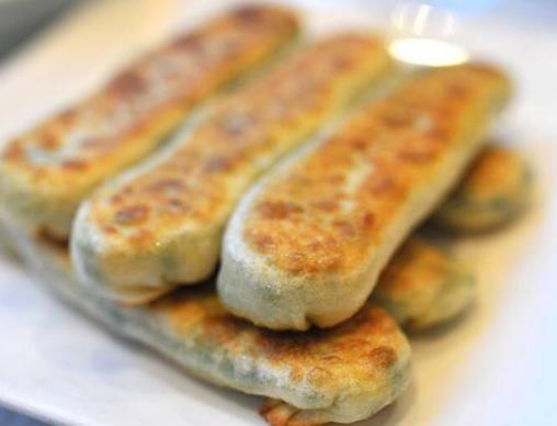 沈陽十大名吃排名,熏肉大餅酥脆可口,小雞燉蘑菇營養豐富