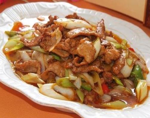 中國十大最難做的菜,中東烤全駝、佛跳墻都要專業廚師做