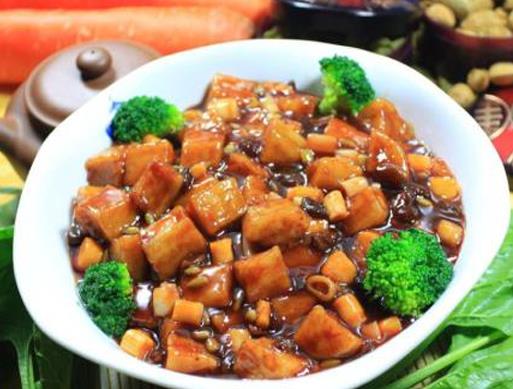 中國十大最難做的菜,中東烤全駝、佛跳墻都要專業廚師做