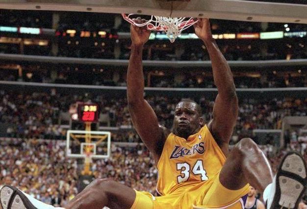 迫使NBA改變規(guī)則的球員排行榜 哪些天才球星迫使聯(lián)盟修改籃球規(guī)則