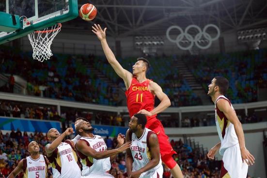 迫使NBA改變規(guī)則的球員排行榜 哪些天才球星迫使聯(lián)盟修改籃球規(guī)則