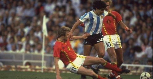 世界杯歷史上十大冷門比賽排行榜 世界杯足球賽場有哪些以弱勝強冷門