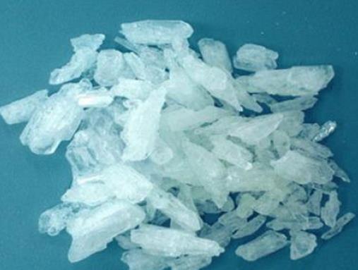 世界十大毒品排行榜,海洛因會導致人格分裂,冰毒能損害器官