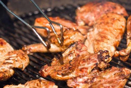 十大鐵板燒品牌排名,新石器烤肉健康優(yōu)質(zhì),大漁鐵板燒與眾不同